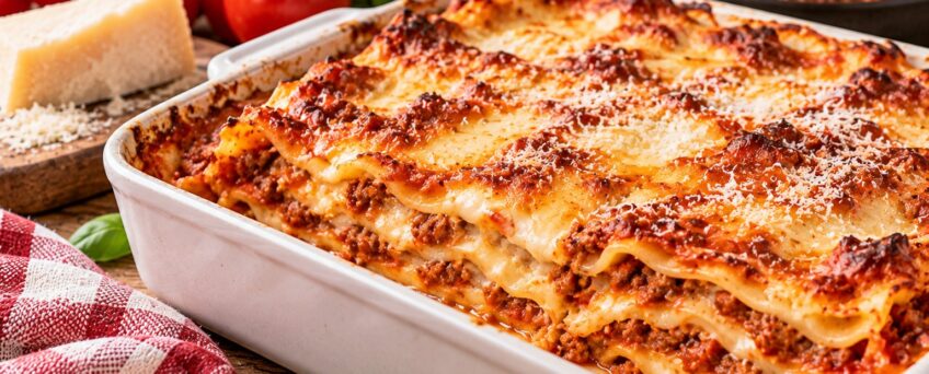 Lasagne al ragù gratinate in pirofila